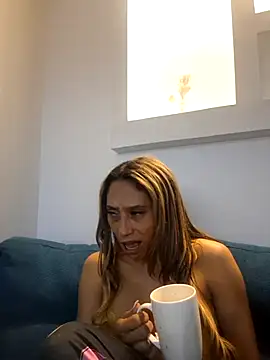 salome drasin online show from 10/07/25, 10:16