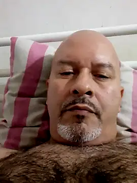 Snapshot of Juan_45 chatting on 06/16/26, 02:17 Juan 45 online show from 06/16/26, 02:17
