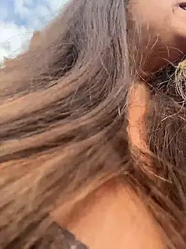 LIZ-06  online show from 04/11/26, 08:34