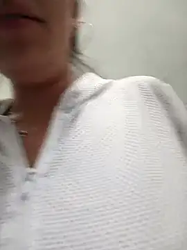 Snapshot of LIZ-06_ chatting on 03/13/25, 04:01 LIZ-06 online show from 03/13/25, 04:01