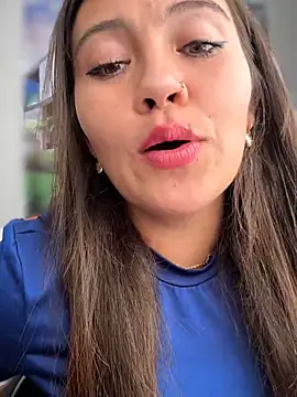 Snapshot of LIZ-06_ chatting on 02/12/26, 01:22 LIZ-06 online show from 02/12/26, 01:22