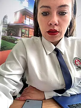 LIZ-06  online show from 11/04/25, 01:48