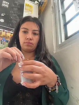 Snapshot of LIZ-06_ chatting on 02/20/26, 12:51 LIZ-06 online show from 02/20/26, 12:51