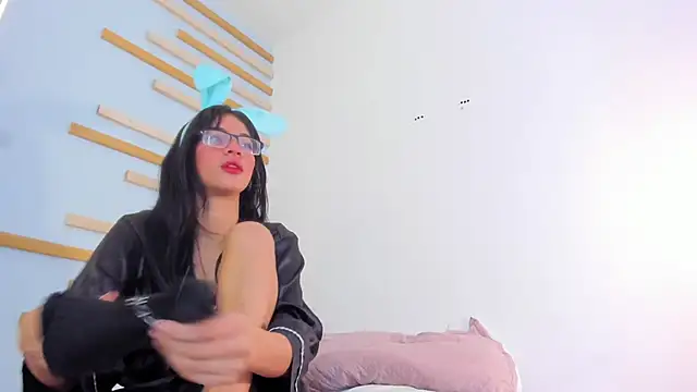 alisson-villalobos online show from 12/20/24, 02:48