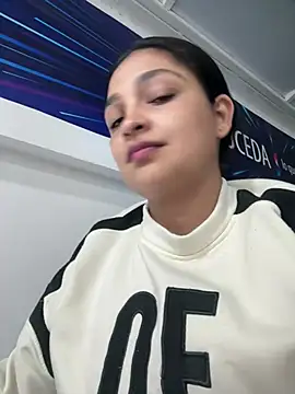 AdeleGray online show from 02/04/26, 11:11