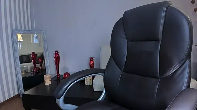 cami rouxxx  online show from 02/12/25, 09:22
