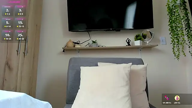 Snapshot of sofiaVelez01 chatting on 02/25/26, 06:08 sofiaVelez01 online show from 02/25/26, 06:08