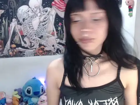 hachi kitty online show from 05/27/26, 11:12