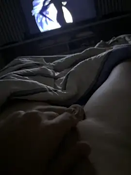 Lucaschap9 online show from 12/19/25, 02:59