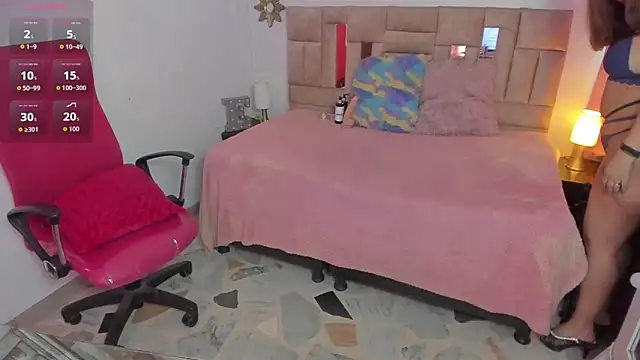 olivia willd online show from 04/10/26, 07:54