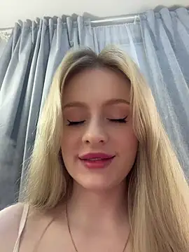 Snapshot of CaseyCumFace chatting on 06/16/26, 08:20 CaseyCumFace online show from 06/16/26, 08:20