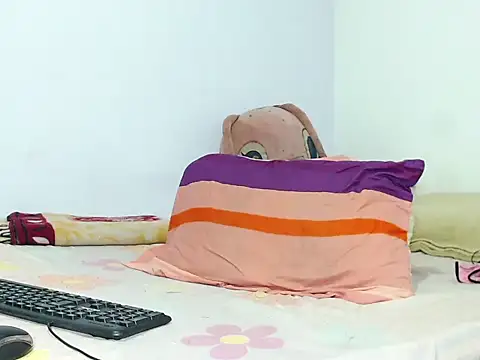 emily rousxxx online show from 10/10/25, 11:16