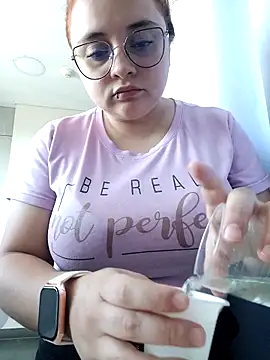 Snapshot of CURVY-HORNY chatting on 09/25/25, 09:32 CURVY-HORNY online show from 09/25/25, 09:32