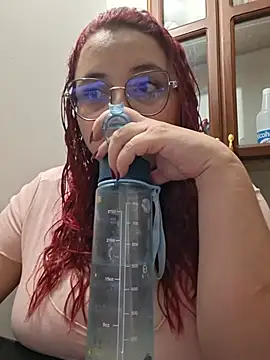Snapshot of CURVY-HORNY chatting on 07/09/26, 11:04 CURVY-HORNY online show from 07/09/26, 11:04