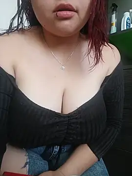 CURVY-HORNY online show from 05/15/26, 09:24