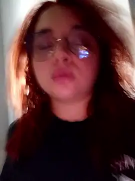 Snapshot of CURVY-HORNY chatting on 09/22/25, 10:16 CURVY-HORNY online show from 09/22/25, 10:16