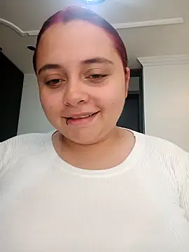 CURVY-HORNY online show from 12/17/25, 09:42