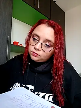 Snapshot of CURVY-HORNY chatting on 10/15/25, 09:12 CURVY-HORNY online show from 10/15/25, 09:12