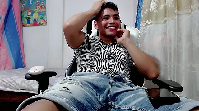 danilo302209 online show from 02/25/25, 05:08