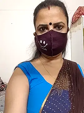 Cute-manisha online show from 04/24/26, 01:07