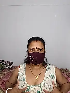 Cute-manisha online show from 04/17/26, 02:36