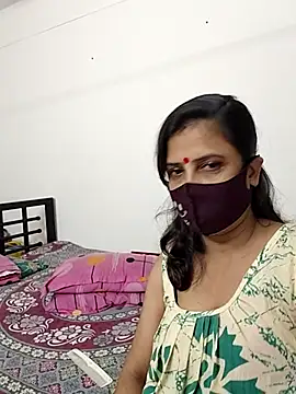 Snapshot of Cute-manisha chatting on 09/21/25, 04:23 Cute-manisha online show from 09/21/25, 04:23