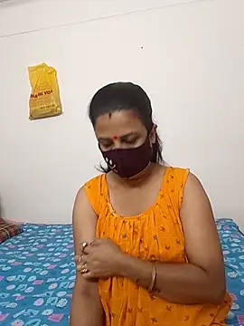 Snapshot of Cute-manisha chatting on 11/11/25, 03:34 Cute-manisha online show from 11/11/25, 03:34