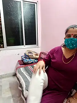 Snapshot of Cute-manisha chatting on 03/19/25, 03:40 Cute-manisha online show from 03/19/25, 03:40