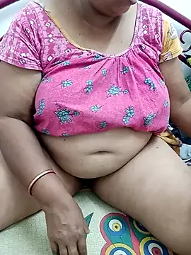 Snapshot of Hotty-rumi chatting on 11/15/25, 03:38 Hotty-rumi online show from 11/15/25, 03:38