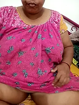 Snapshot of Hotty-rumi chatting on 11/30/25, 11:55 Hotty-rumi online show from 11/30/25, 11:55