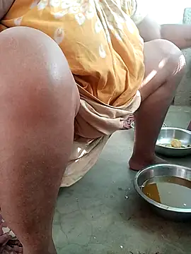 Hotty-rumi online show from 01/13/26, 06:39