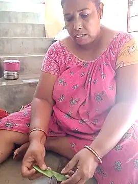 Hotty-rumi online show from 02/28/26, 04:56