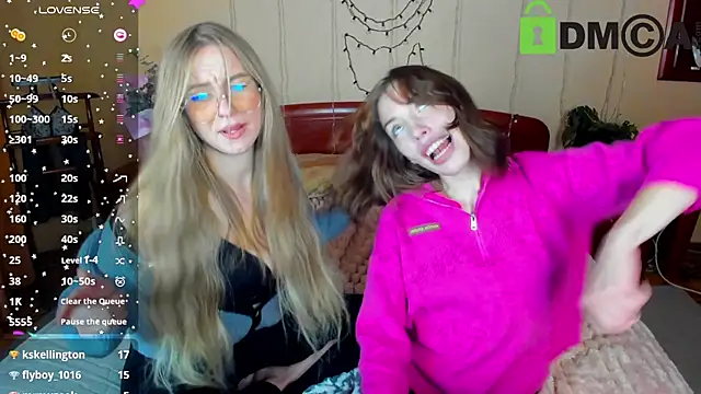 emma1queen online show from 12/13/24, 06:49