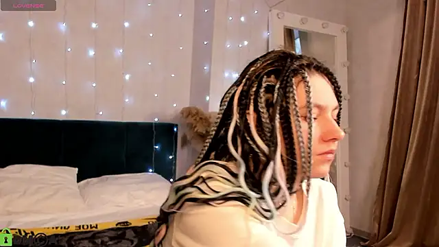 Bonni Meiz online show from 03/10/26, 03:32