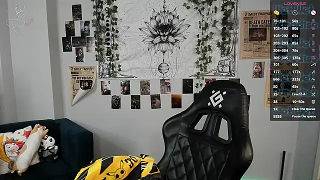 Bonni Meiz online show from 11/18/25, 03:10