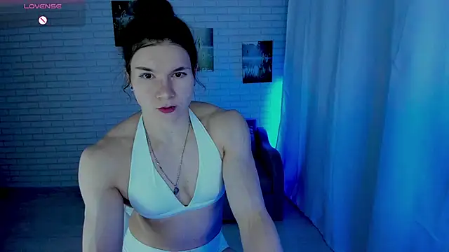 Lisa Ray online show from 06/18/26, 09:31