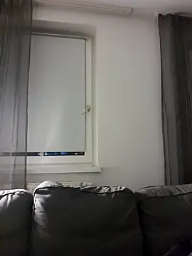 IsabellaLuiXXX online show from 12/10/24, 05:00
