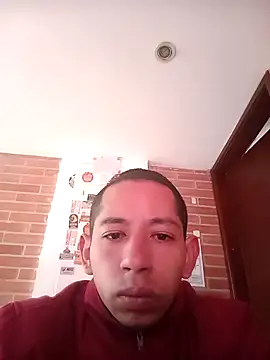 Snapshot of miguelo92 chatting on 03/03/26, 01:07 miguelo92 online show from 03/03/26, 01:07