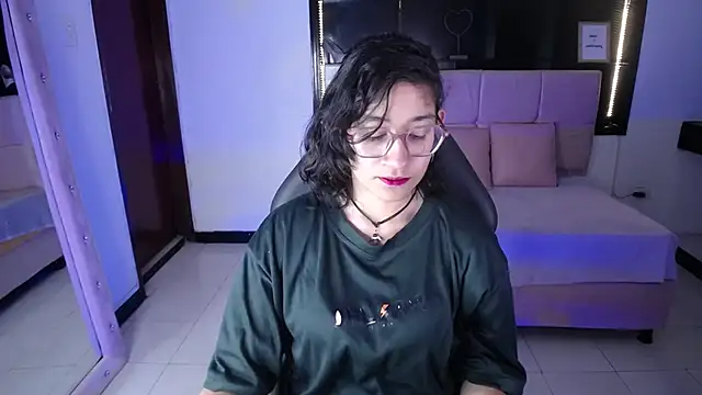 Snapshot of Lili_Gomez_ chatting on 09/13/25, 10:59 Lili Gomez online show from 09/13/25, 10:59