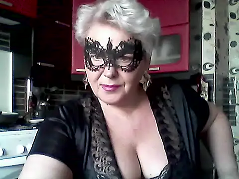 Lisa Suzie online show from 03/31/26, 07:32