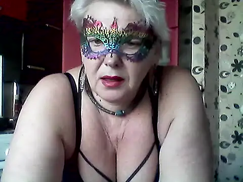 Lisa Suzie online show from 03/22/26, 07:43