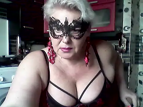 Lisa Suzie online show from 04/02/26, 06:53