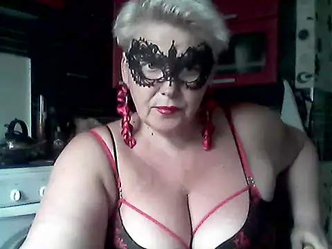 Lisa Suzie online show from 05/11/26, 10:49