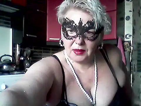 Lisa Suzie online show from 04/14/26, 06:29