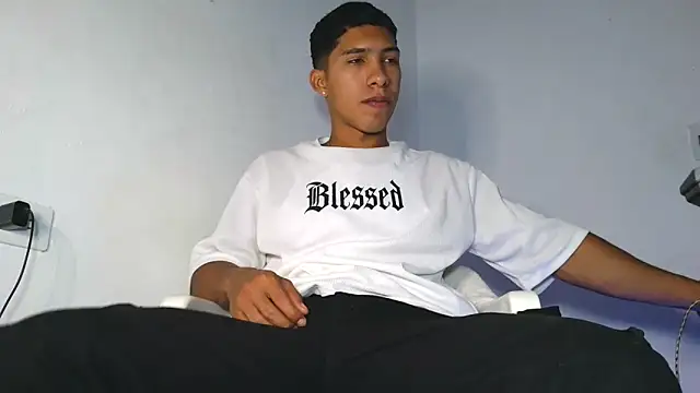 maximo vega newv online show from 03/26/26, 07:45