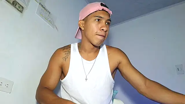 maximo vega newv online show from 03/22/26, 03:46