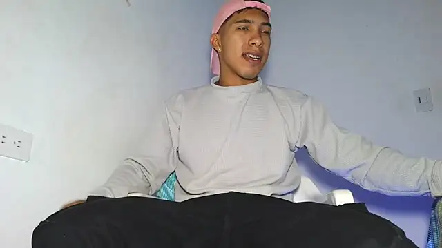 maximo vega newv online show from 03/19/26, 08:31