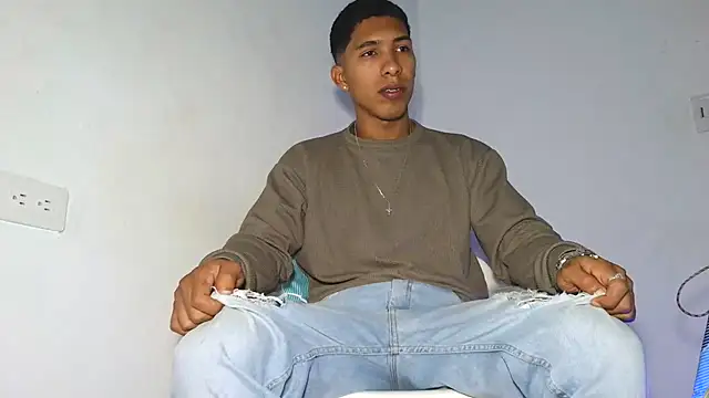 maximo vega newv online show from 03/18/26, 03:35