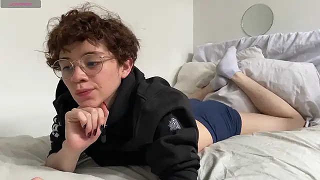 mapleg online show from 03/10/25, 08:34