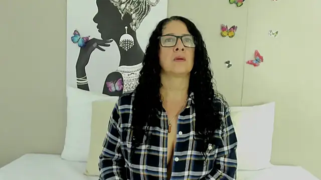 Adelesmithh online show from 12/02/25, 11:34